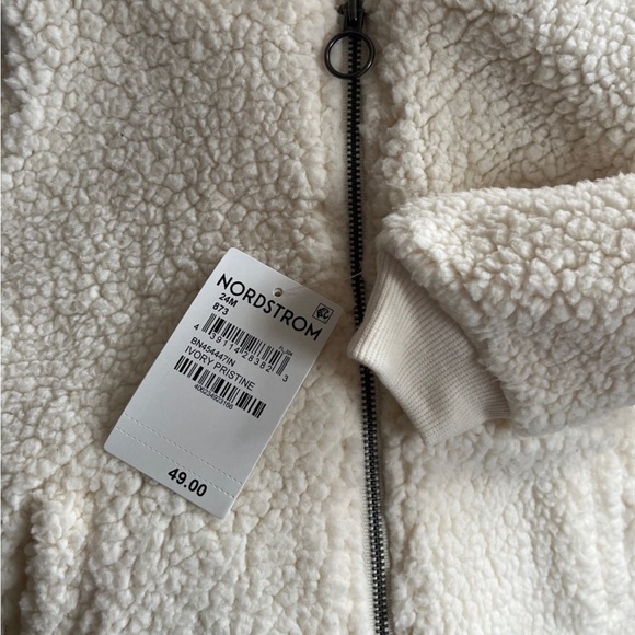 Tucker+Tate Sherpa - Picture 3 of 4